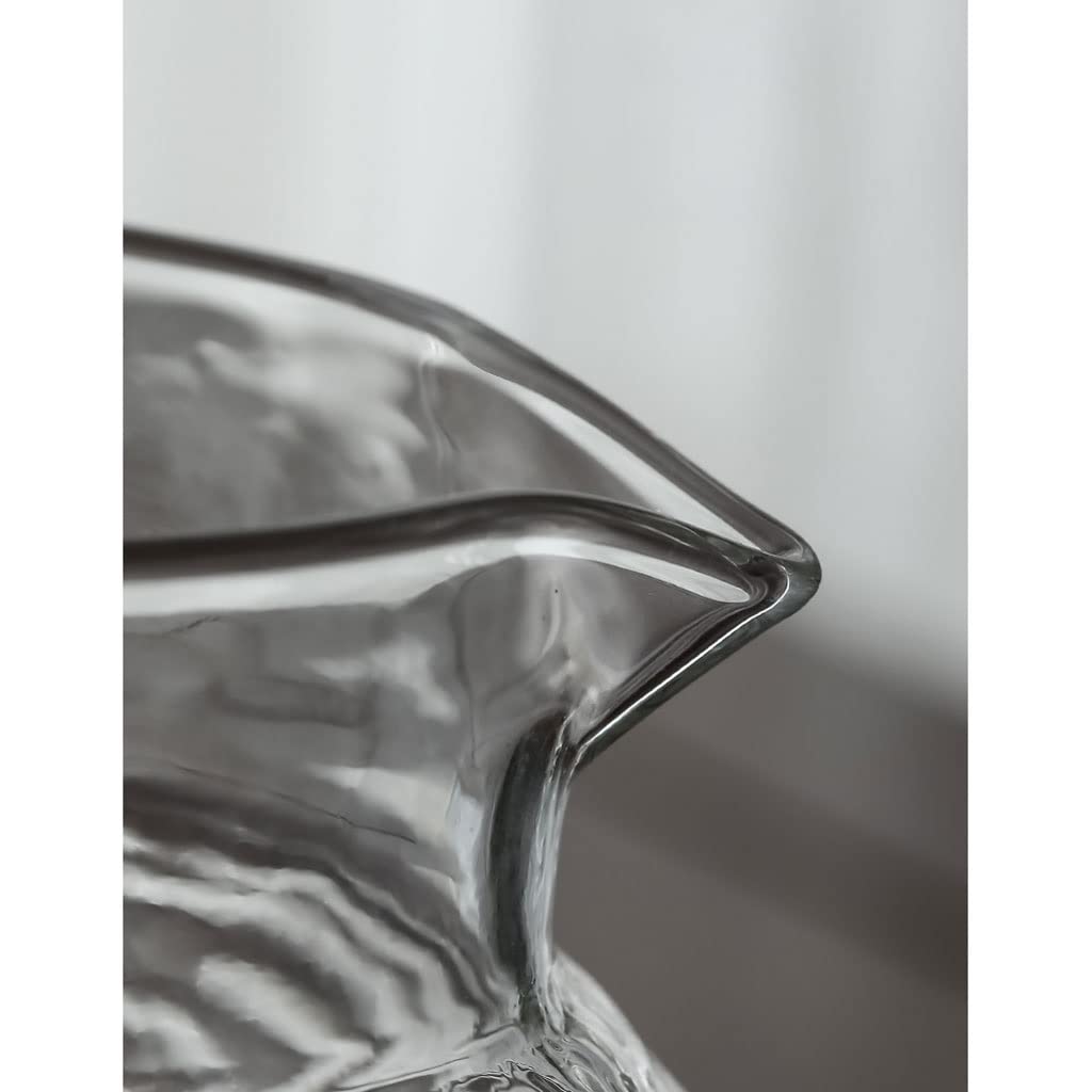 Large Capacity Glass Pitcher with Lid for Iced Tea, Juice & Drinks