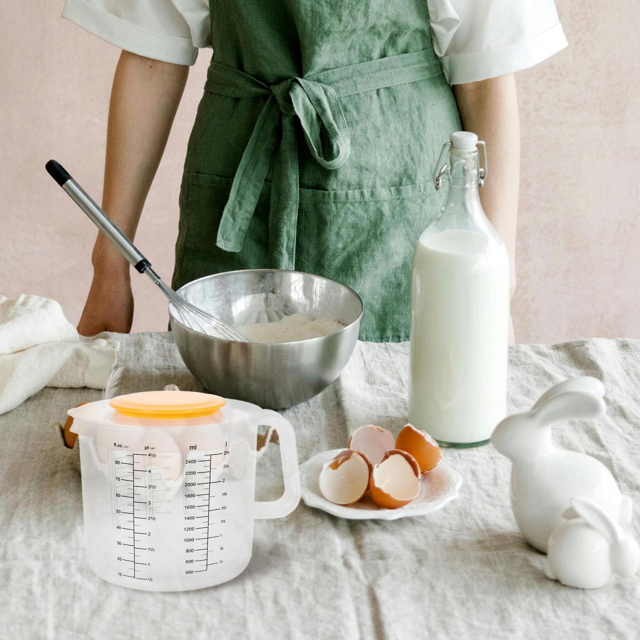 Measuring Cup & Mixing Bowl with Lid for Baking and Salad Prep