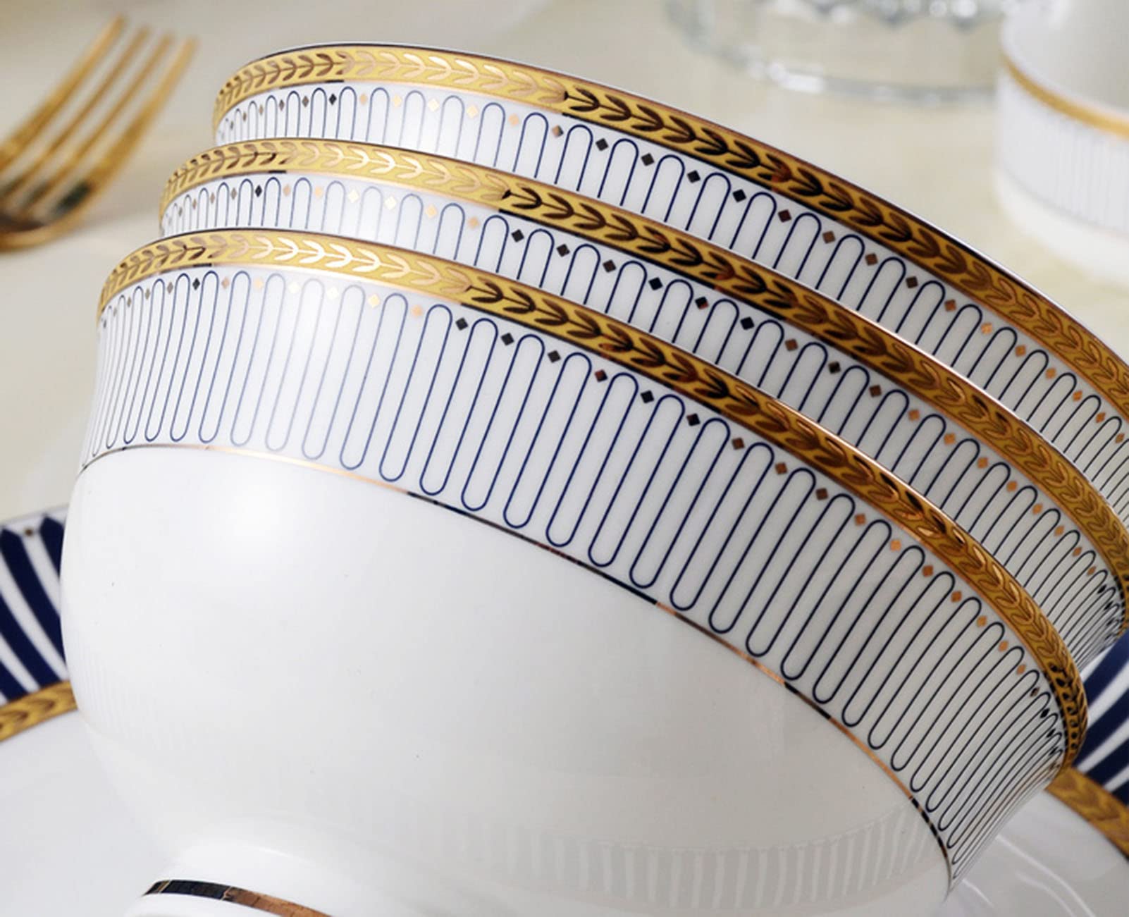 28-Piece Nordic Porcelain Dinnerware Set for 6 – Chip-Resistant & Dishwasher Safe